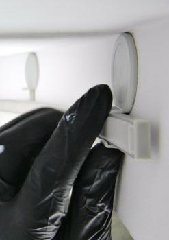 Befestigung für LED Profile in einer Ebene montiert